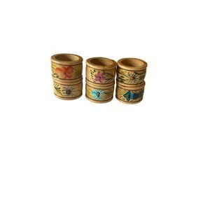 ‎Set of 6 Hand-painted Floral Wooden Napkin Rings
